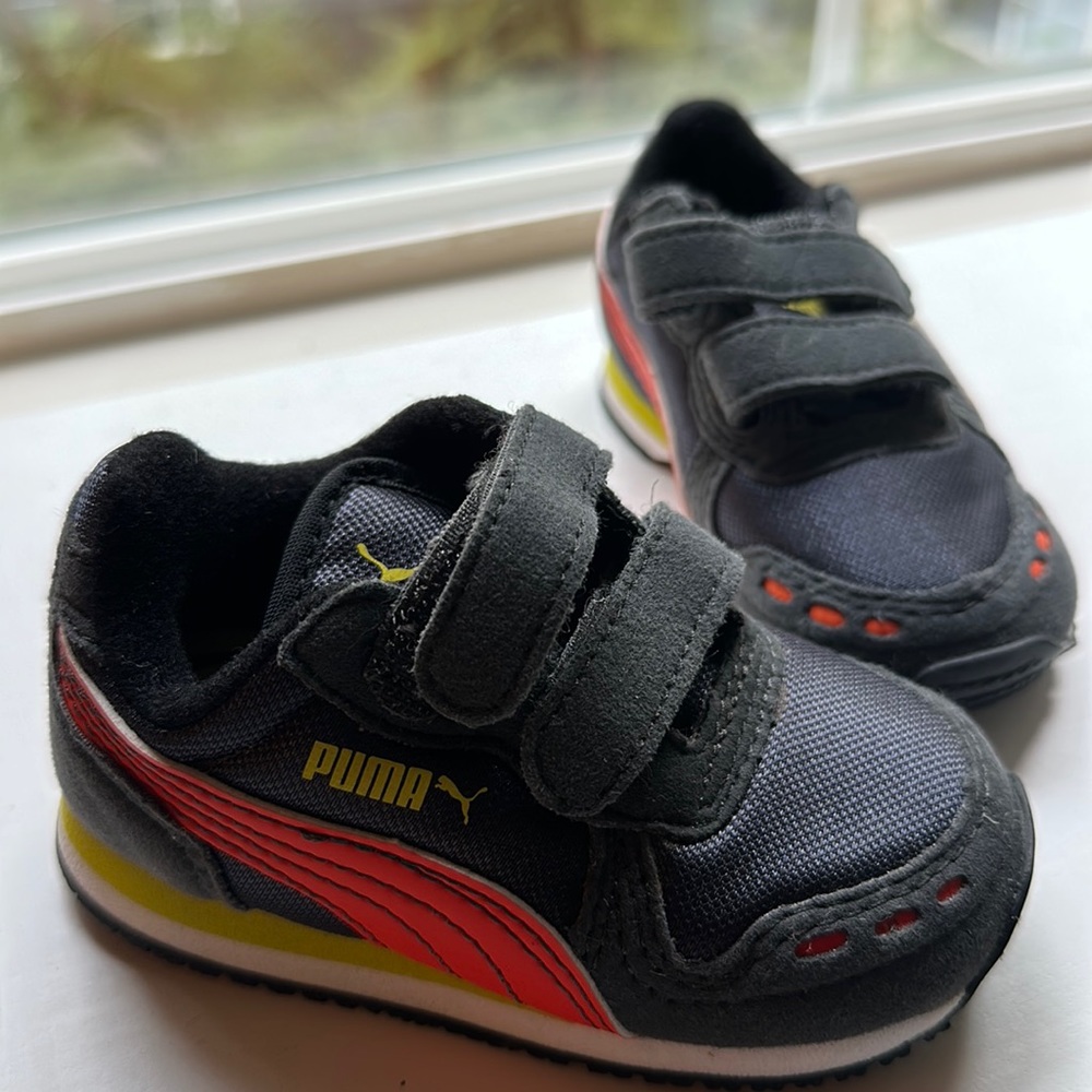 Boys Puma Sneakers